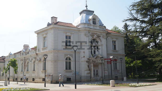 Предлагат сградата на Земеделската банка в Търговище да бъде отдадена на концесия с цел реставрация