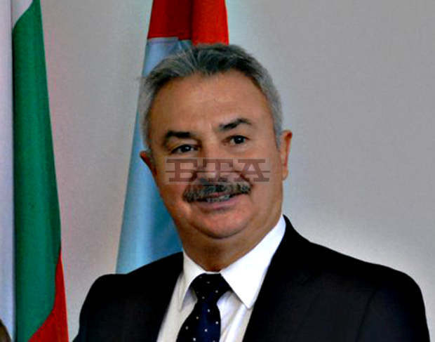 Община Монтана ще извозва 540 деца от родните им места до училища