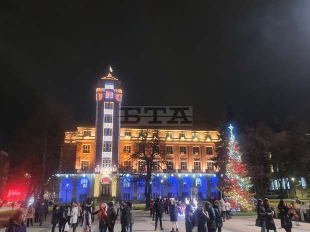 Коледен кинофестивал с български филми започва утре в Плевен