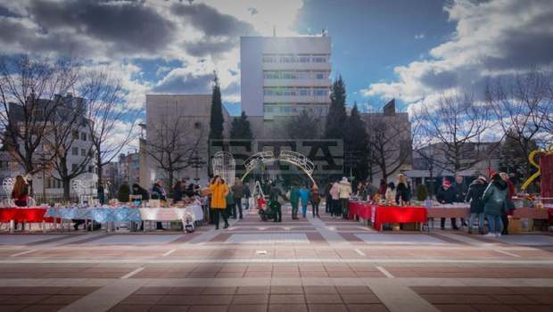 Коледен базар е отворен до Рождество в Благоевград