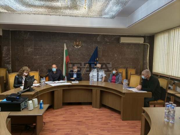 Закриват нерентабилните автобусни линии в Ловешка област