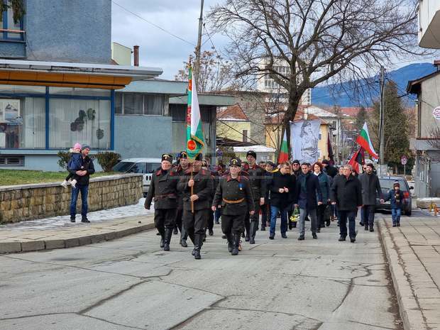 С празнично шествие Кюстендил отбеляза 144 години от Освобождението си С празнично шествие Кюстендил отбеляза 144 години от Освобождението си