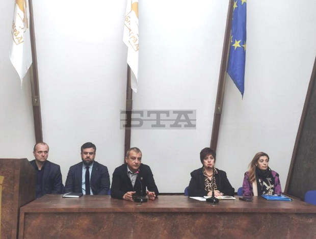 Започва конструктивно обследване на засегнатия от пожар блок в благоевградския квартал "Струмско"