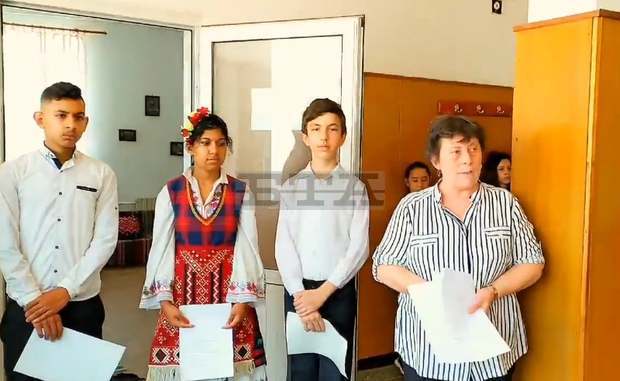 Училищен музей откриха в кубратското учебно заведение "Христо Смирненски"