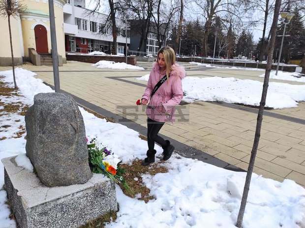 Перничани се поклониха пред жертвите на комунистическия режим Перничани се поклониха пред жертвите на комунистическия режим