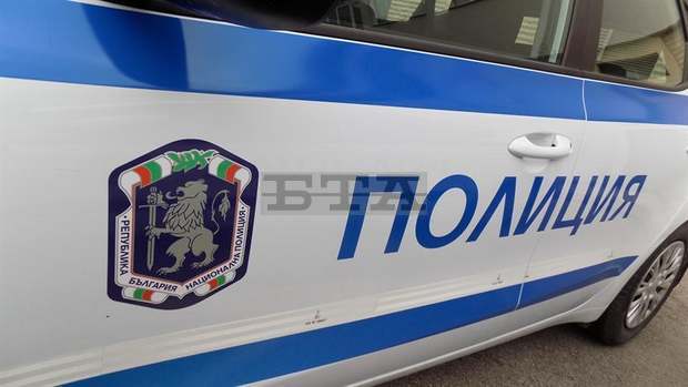 Пощенският клон в село Катуница е бил обран днес по обяд Пощенският клон в село Катуница е бил обран днес по обяд
