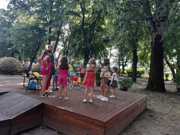 С театрална работилница за деца във Видин продължават проявите от 10-тото издание на фестивала "Дунавски вълни"