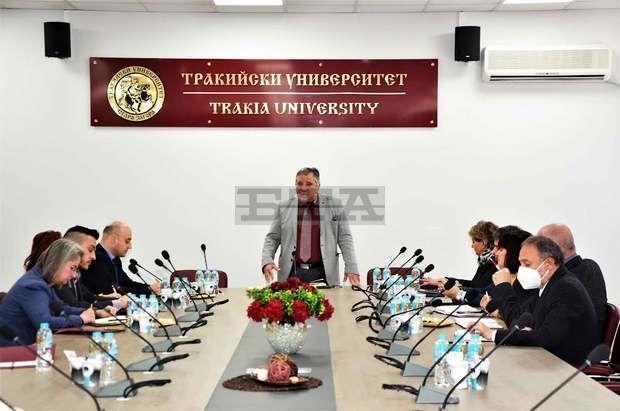 Делегация от Министерството на електронното управление гостува на Тракийски университет - Стара Загора Делегация от Министерството на електронното управление гостува на Тракийски университет - Стара Загора