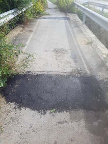 Общински съветник ремонтира велоалеята към местността Пчелина край Разград