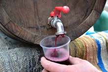 В градския парк на Ямбол започна празник на виното