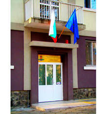 В Бургас искат преустановяване на присъствените занятия в училищата