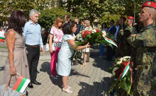 С духова музика и почетен военен карул бе отбелязан Денят на Съединенито в Хасково