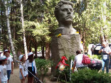 С общоградско поклонение Разград почете годишнината от рождението на Апостола