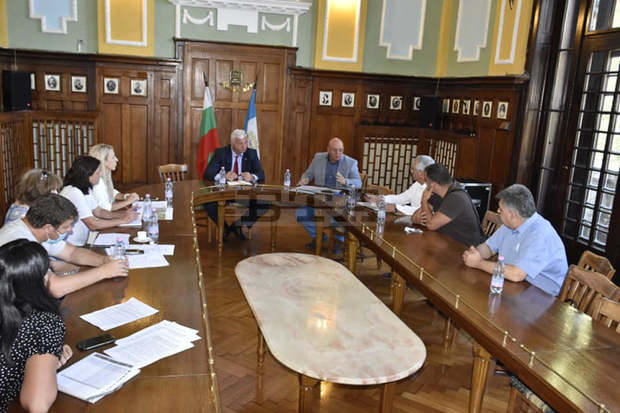 На среща с кмета на Пловдив екоминистърът Емил Димитров подкрепи проекта за водохващането от язовир "Въча"