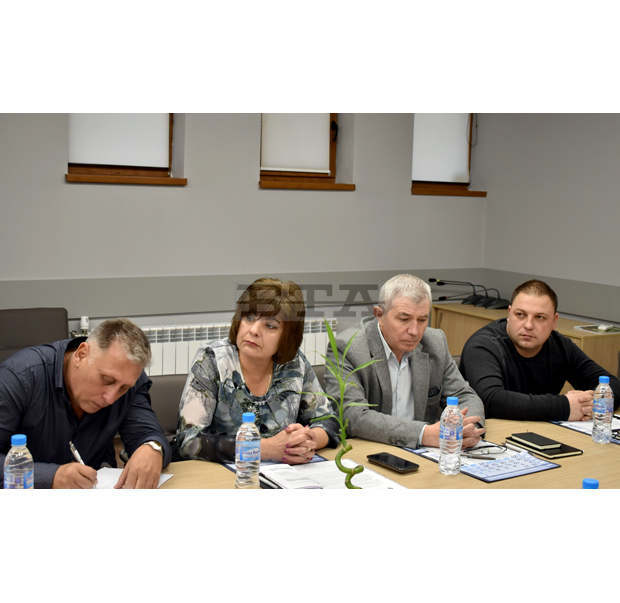 Всички училища и детски градини в Перник са обезпечени с хидрофори