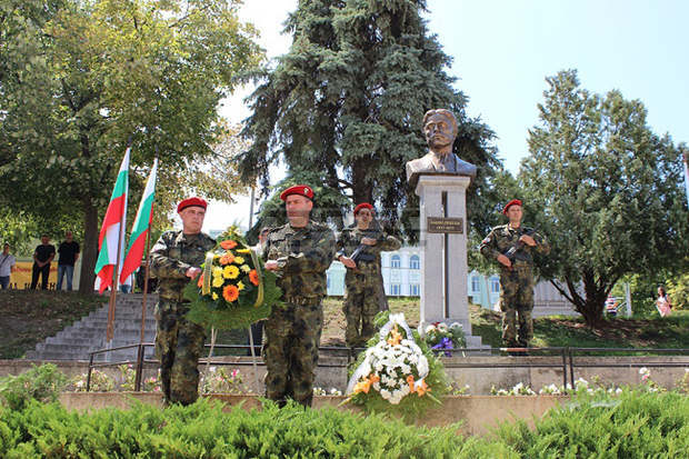Шумен чества 142 години от Освобождението на града и 183 години от рождението на Васил Левски