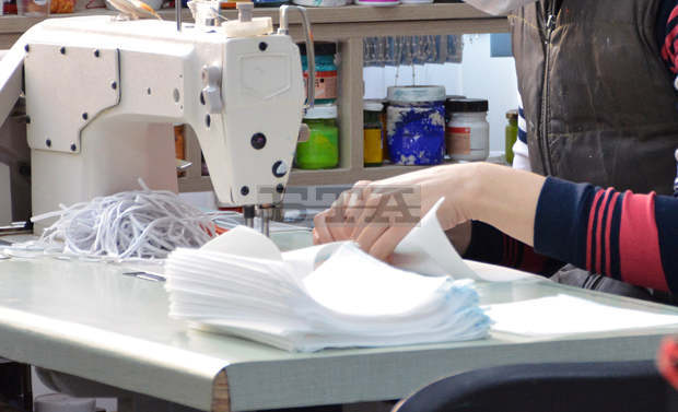 В Стара Загора доброволци и фирми подпомагат общината срещу коронавируса