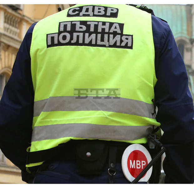 Пет КПП дежурят на входовете и изходите на Перник