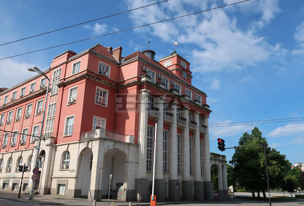 Плевен е изразходвал над 260 хиляди лева за прилагане на противоепидемични мерки срещу COVID-19