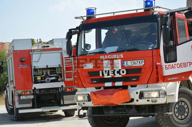 Пожар е обхванал покривна конструкция на хотел в Банско, вече е потушен