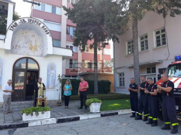 Кметът на Свищов Генчо Генчев получи почетна грамота от Асоциацията на дунавските общини "Дунав" Кметът на Свищов Генчо Генчев получи почетна грамота от Асоциацията на дунавските общини "Дунав"