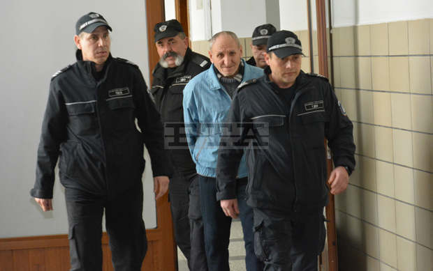 Възрастен шофьор от Русе получи три години затвор за смъртта на дете