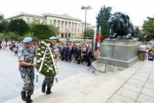 Русенци поднесоха венци и цветя по случай 129 годиниот Съединението на България 