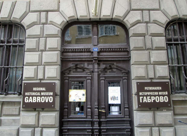 В Регионалния исторически музей в Габрово подредиха изложба за българското участие в Първата световна война В Регионалния исторически музей в Габрово подредиха изложба за българското участие в Първата световна война