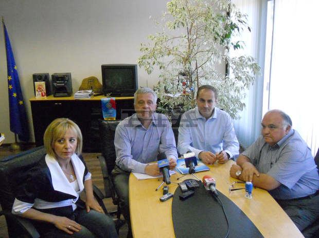 Общината в Кюстендил получи държавен имот и ще изгражда център за социални услуги Общината в Кюстендил получи държавен имот и ще изгражда център за социални услуги