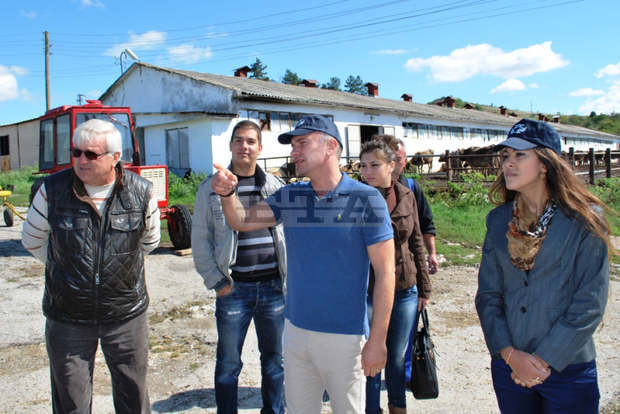 Джейхан Ибрямов: "В ДПС сме убедени - трябва да има държавна политика за подкрепа на производителите от малките населени места"