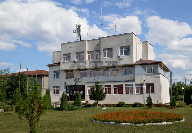 В община Самуил отвори врати нова сградаза предоставяне на социални услугиза деца и техните родители В община Самуил отвори врати нова сградаза предоставяне на социални услугиза деца и техните родители