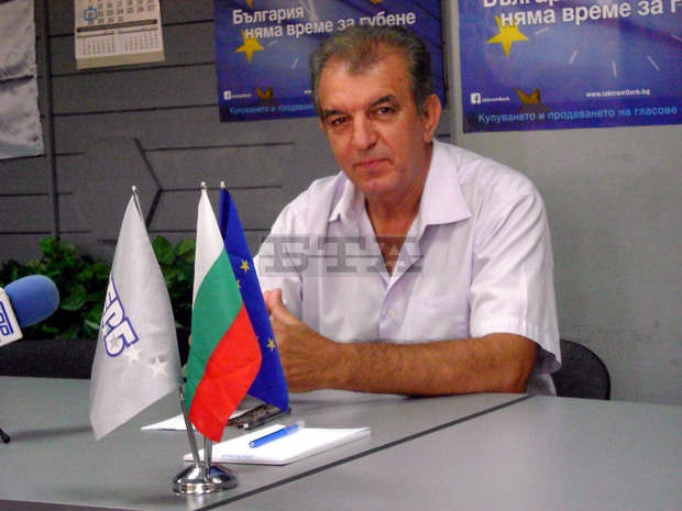 Болницата в Белоградчик е пред фалит, над 50 процента от дейностите са недофинансирани, според народния представител Владимир Тошев Болницата в Белоградчик е пред фалит, над 50 процента от дейностите са недофинансирани, според народния представител Владимир Тошев