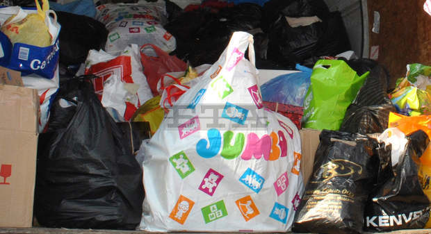 Пенсионери от Разград изпратиха помощи за пострадалите от наводнението в Мизия