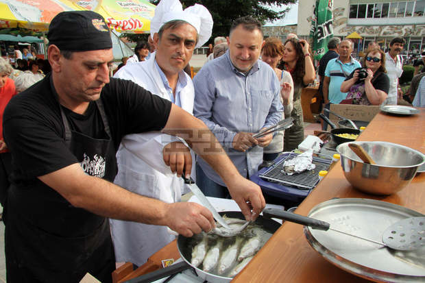 Трима кметове ще покажат кулинарни умения на Рибния фест в Каварна