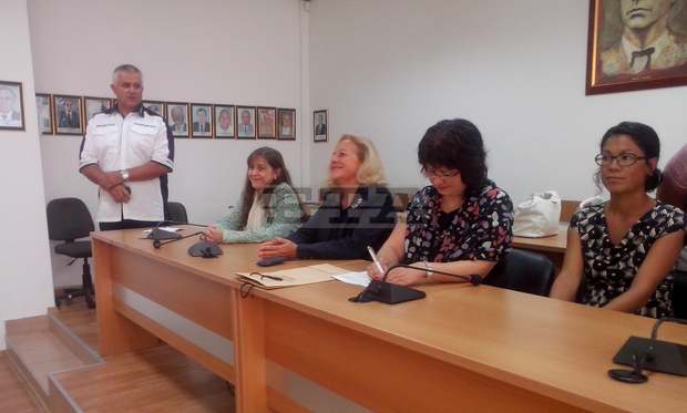 Учители по френски езикповишават квалификацията си на семинар в гр. Сандански Учители по френски езикповишават квалификацията си на семинар в гр. Сандански