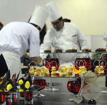 Дванайсет непрофесионални отбора ще показват кулинарни умения в състезанието "На върха на ножа" в Русе