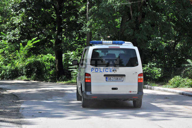 Петима са пострадали от възпламенена  газова бутилка на автомобил  в Тетевенско