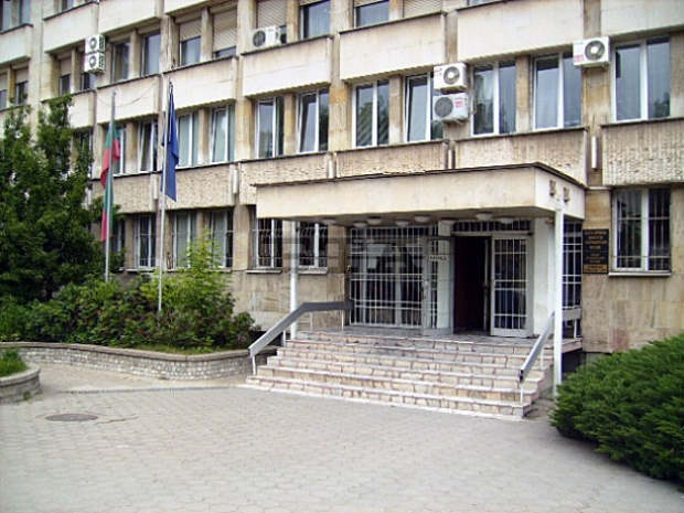 Криминалисти от Кюстендил са установили двама души, обявени за общодържавно издирване Криминалисти от Кюстендил са установили двама души, обявени за общодържавно издирване