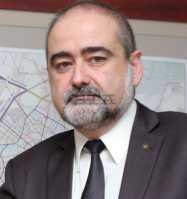 Надлезът "Владимир Павлов" в Бургас е безопасен, твърдят от АПИ Надлезът "Владимир Павлов" в Бургас е безопасен, твърдят от АПИ