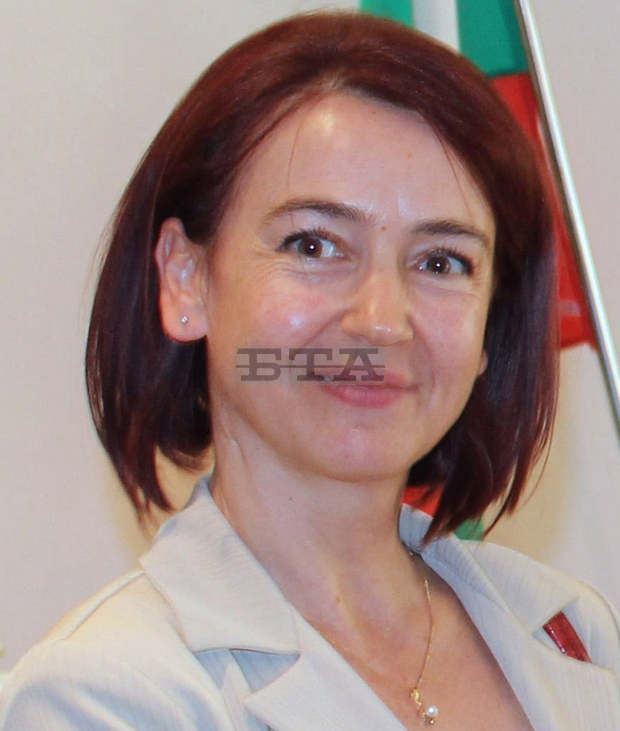 Министър Светлана Жекова ще участва в церемонията за въвеждане в експлоатацияна 20 нови автобуси, купени по ОПОС