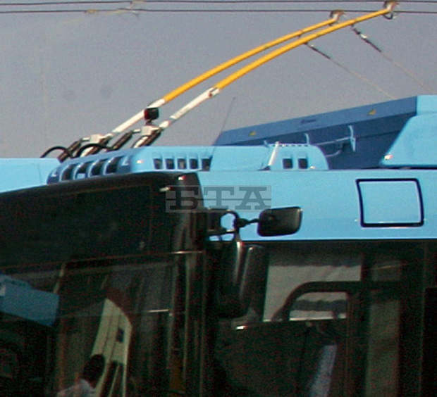 Седемнайсет тролея за общо 600 000 лева ще бъдат доставени в Русе до края на лятото