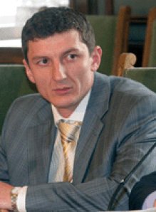 Freedom and Dignity People's Party Elects New Leader