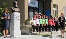Vice President Iotova Attends Opening of Monument to Bulgarian Revolutionary Hristo Botev in Serbian Town of Dimitrovgrad