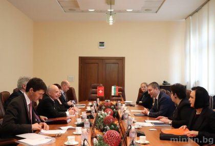 Swiss Federal Councillor Maurer Pays Working Visit to Sofia, Meets Finance Minister Goranov