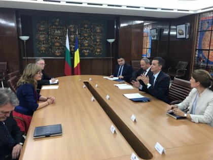 Bulgarian Deputy PM Zaharieva Confers with Romanian Prime Minister Grindeanu Bulgarian Deputy PM Zaharieva Confers with Romanian Prime Minister Grindeanu