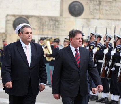 Defence Minister Nenchev Meets with Greek Counterpart in Athens