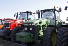 Greek Farmers Block Border Crossing to Bulgaria