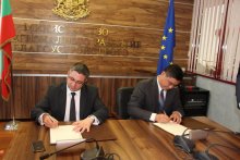 Regional Development Minister Signs Framework Cooperation Agreements with Five Chinese Companies