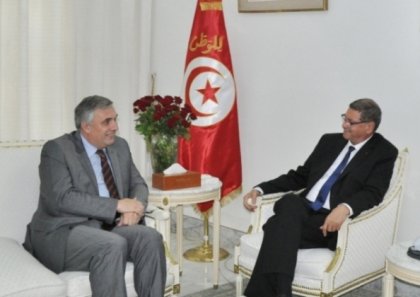 Labour Minister Kalfin Confers with Tunisian Prime Minister Labour Minister Kalfin Confers with Tunisian Prime Minister