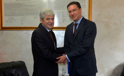 Bulgarian Foreign Minister Meets Ambassadors, Leaders of Albanian Parties in Macedonia Bulgarian Foreign Minister Meets Ambassadors, Leaders of Albanian Parties in Macedonia